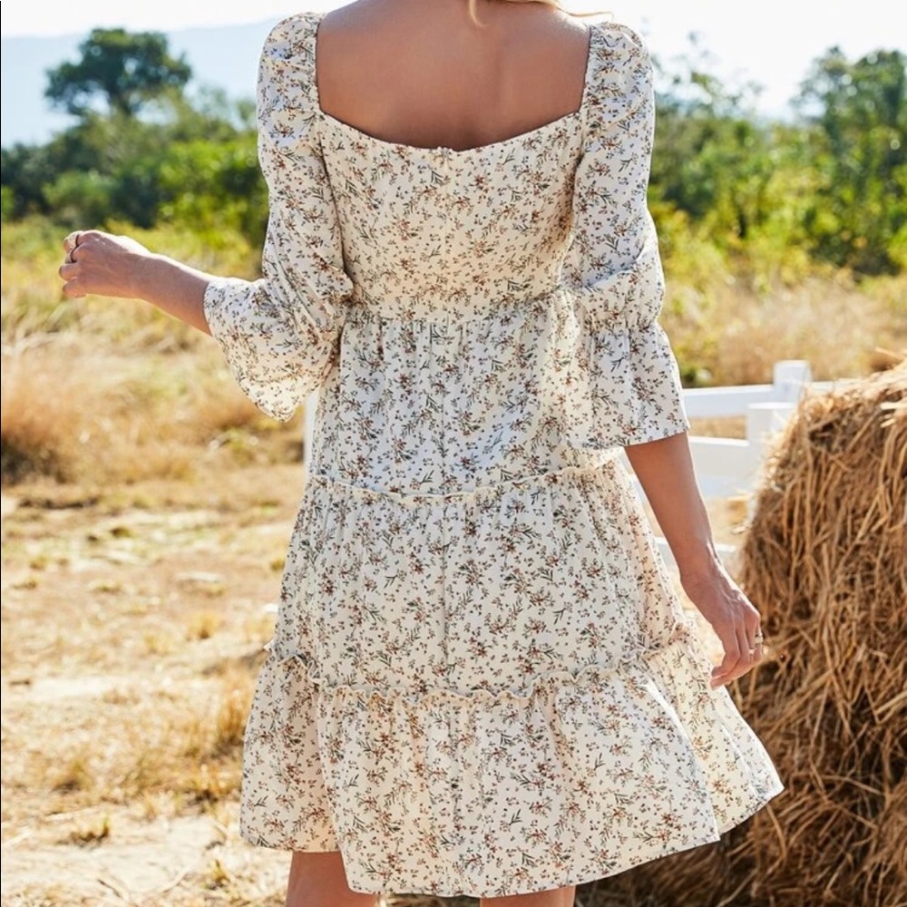 Floral print ruffle hem dress - Picture 2 of 7